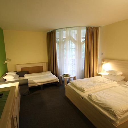 Grantek Ueduelohaz Hotel บาลาตอนแลลเล ภายนอก รูปภาพ